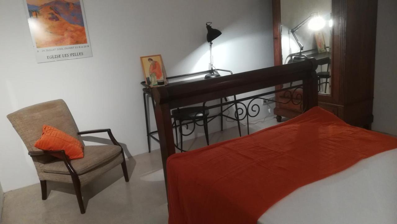 Pie Des Ayrolis Βίλα Eyroles Εξωτερικό φωτογραφία
